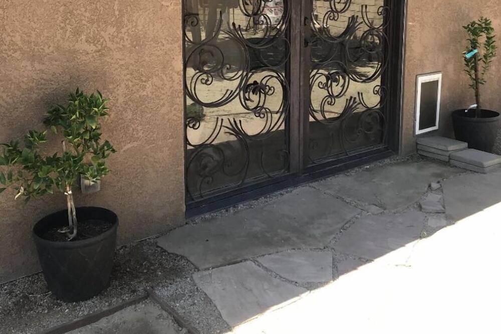 Photo of Outdoor in Rosedale