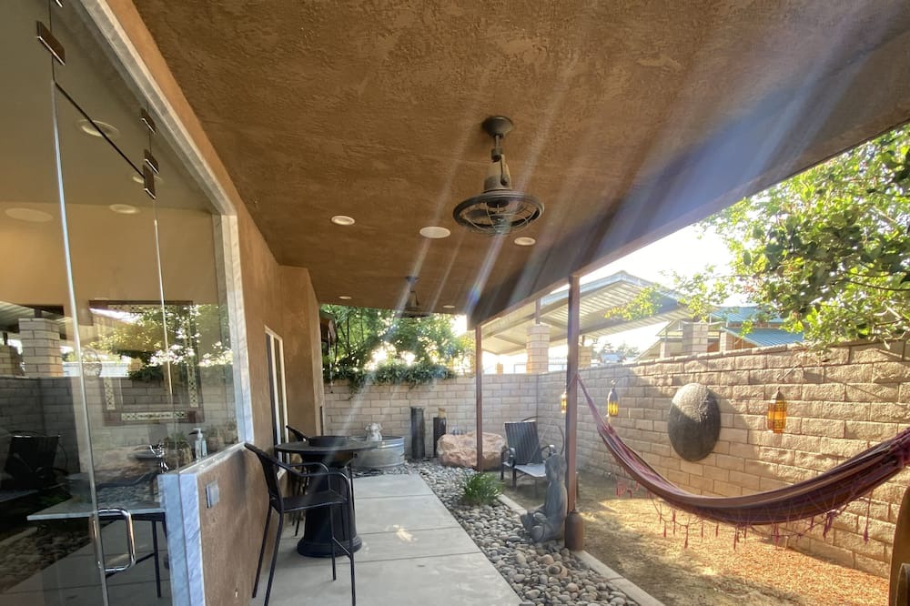 Photo of Patio Balcony in Rosedale