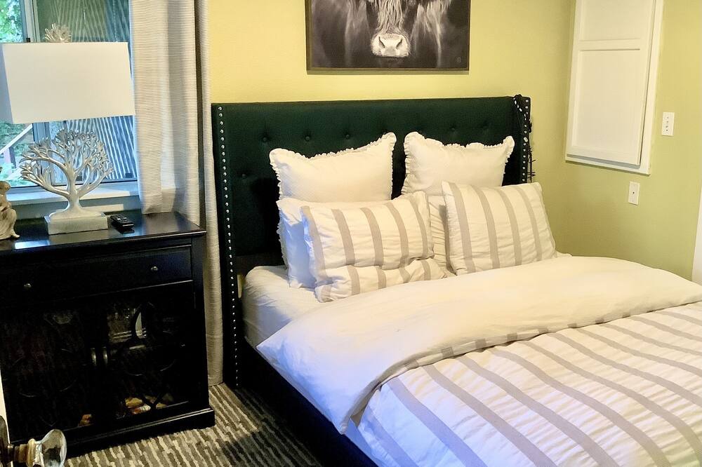 Photo of Bedroom in Fairfax