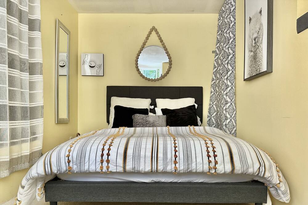 Photo of Bedroom in Fairfax