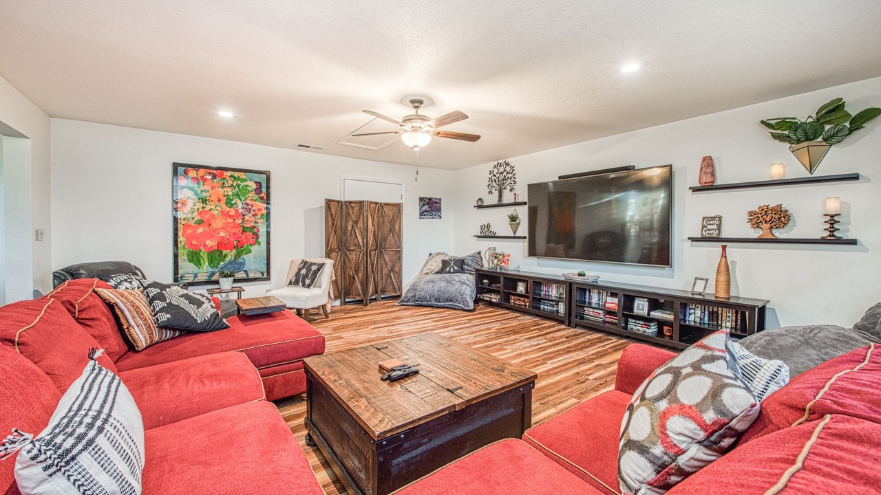 Photo of Livingroom in Wishon