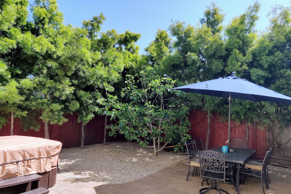 Photo of Patio Balcony in Broadmoor