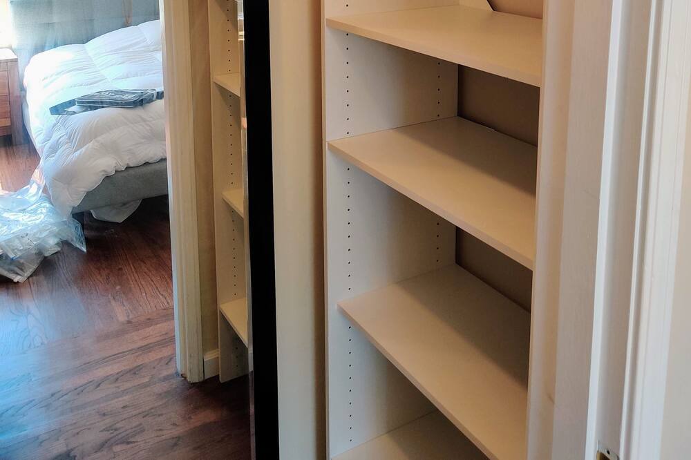 Photo of Bedroom in Broadmoor