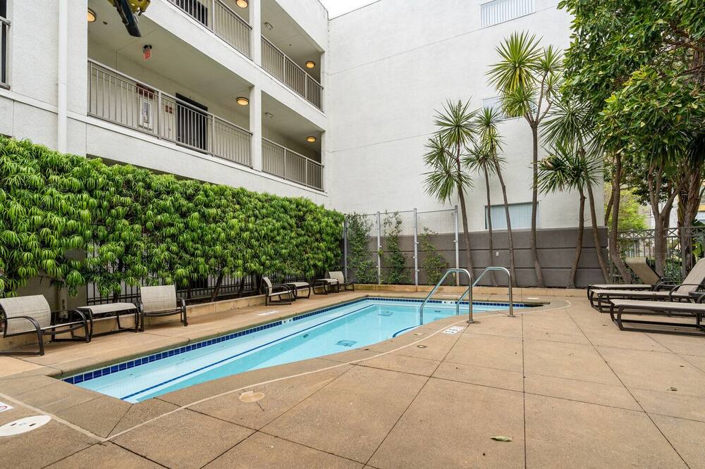 Photo of Outdoor in South San Francisco