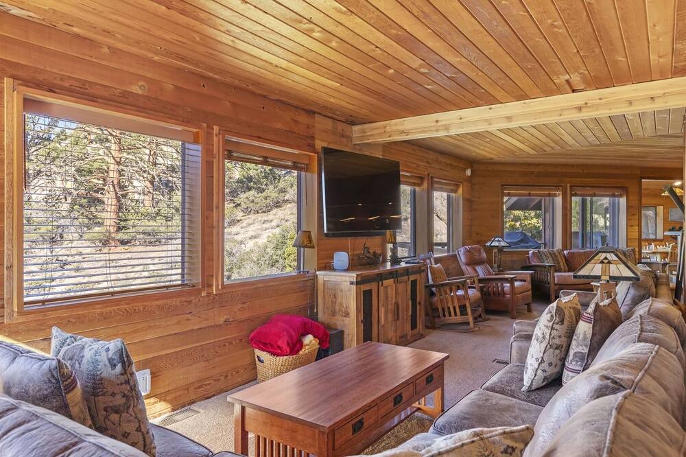 Photo of Bedroom in June Lake