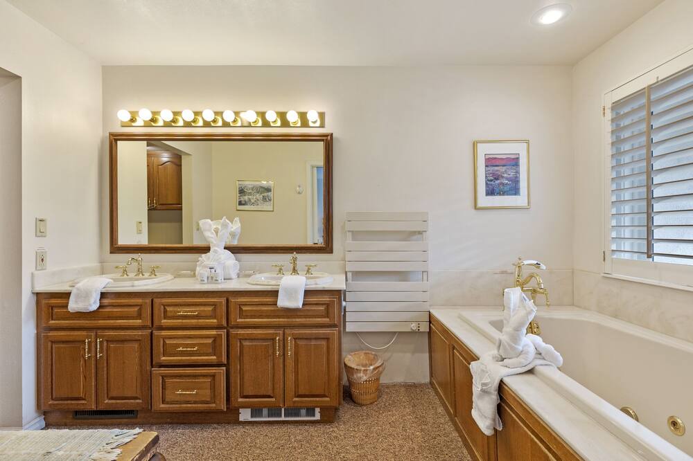 Photo of Bathroom in June Lake