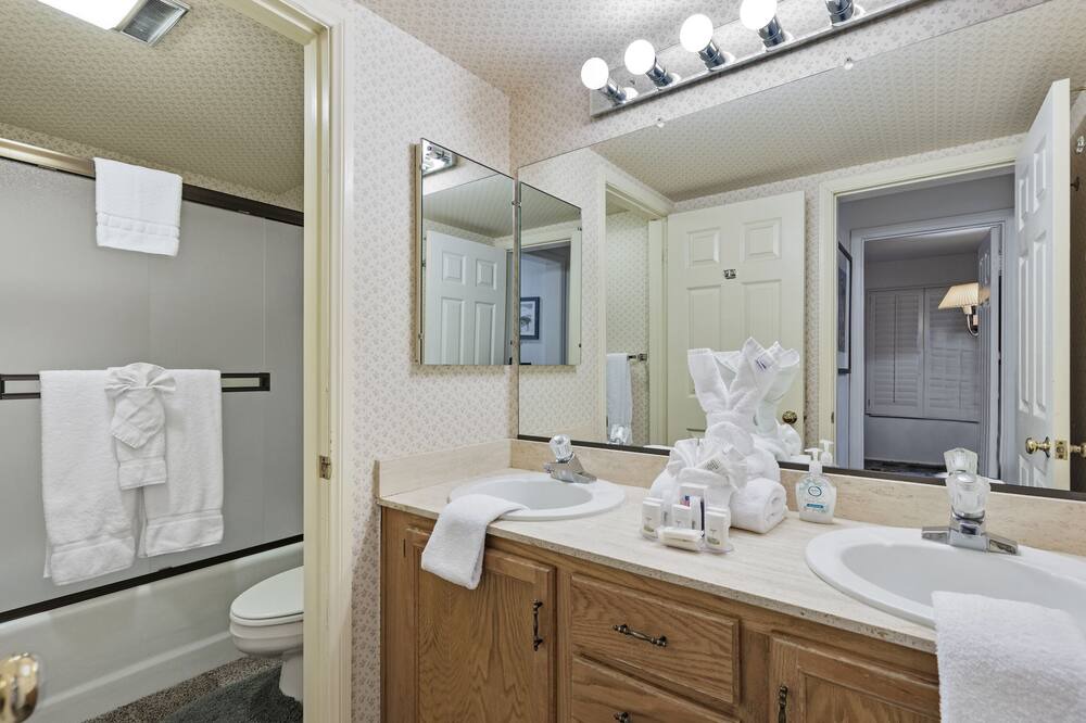 Photo of Bathroom in June Lake