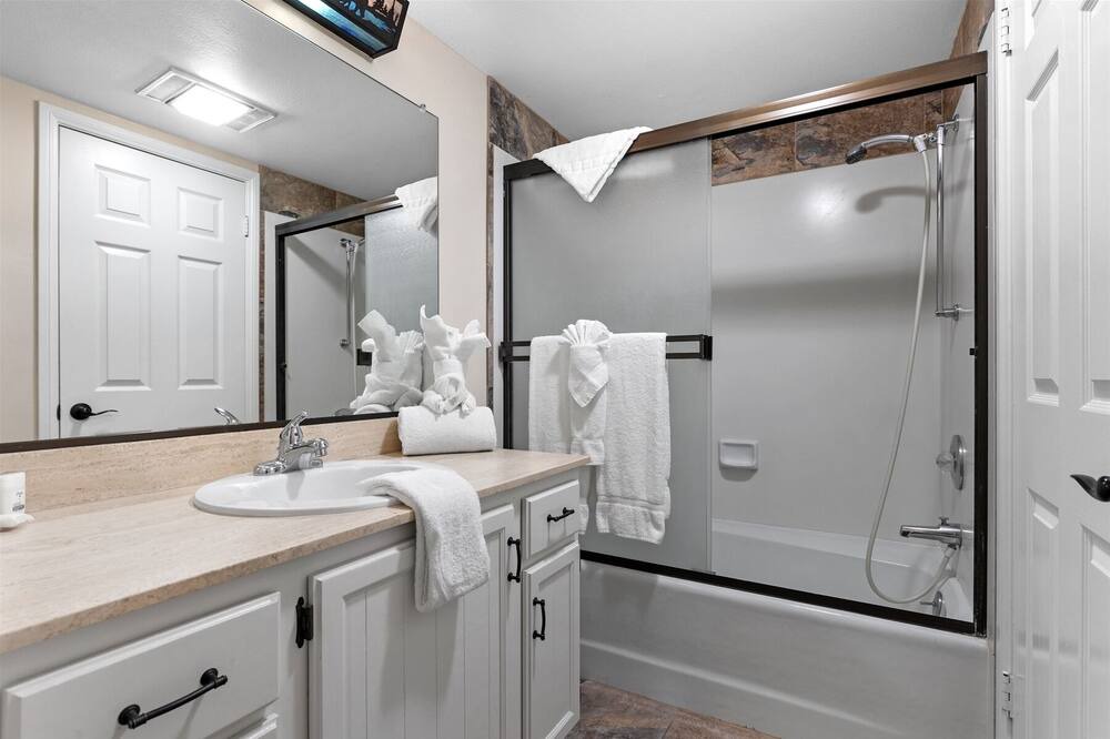 Photo of Bathroom in June Lake