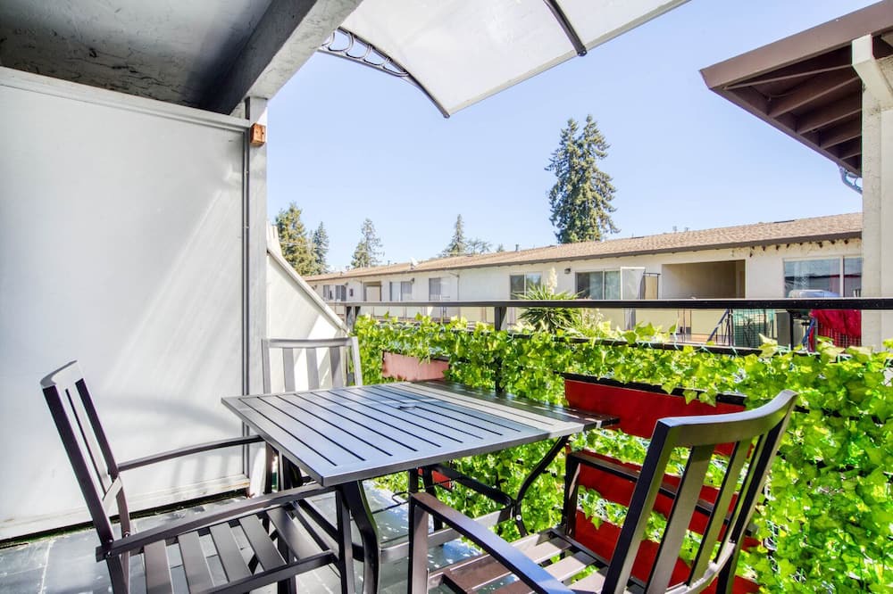 Photo of Patio Balcony in Redwood City