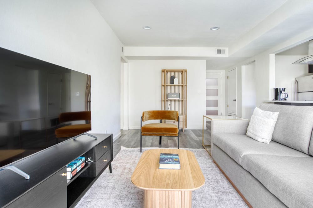 Photo of Livingroom in Redwood City