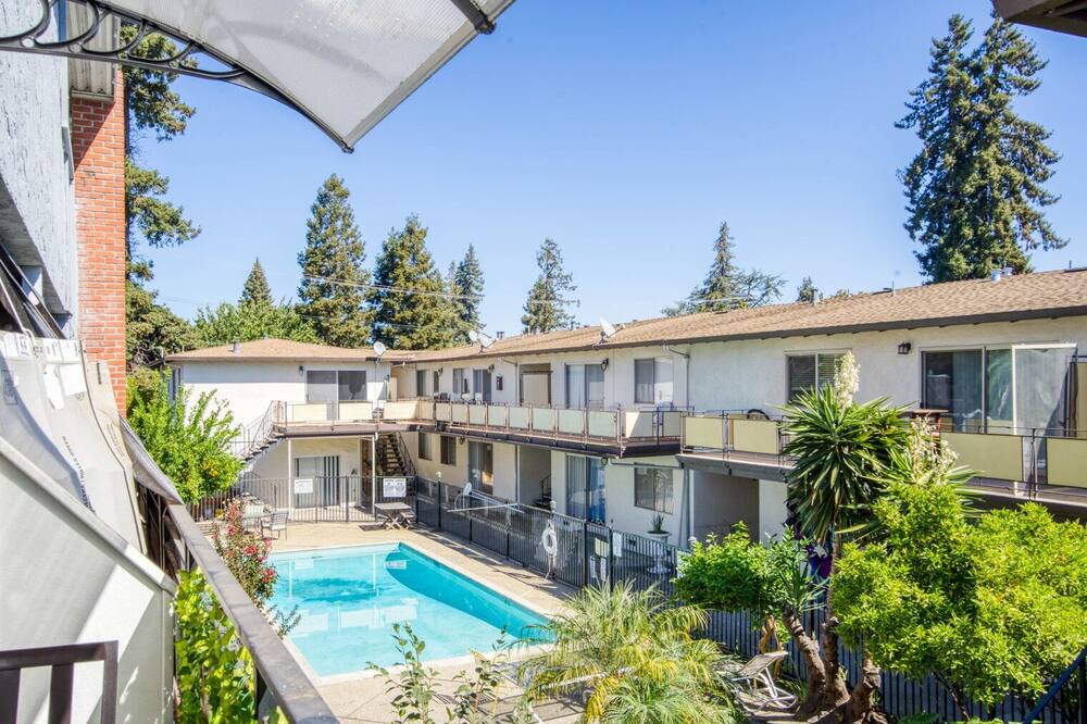 Photo of Outdoor in Redwood City