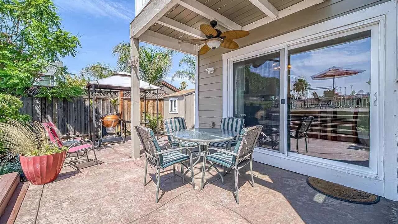 Photo of Patio Balcony in Discovery Bay