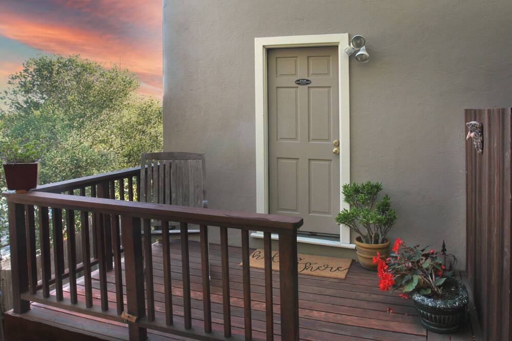 Photo of Others in San Anselmo