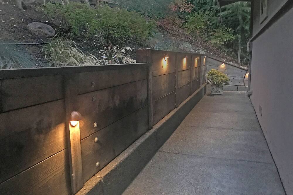 Photo of Others in San Anselmo