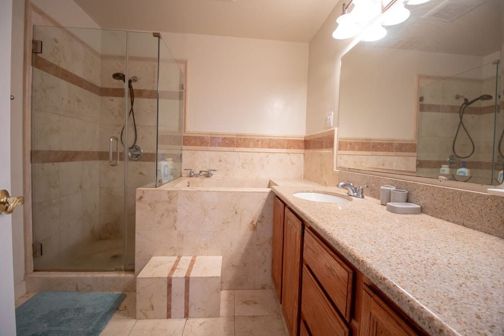 Photo of Bathroom in Almaden