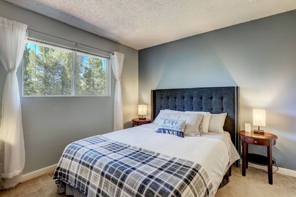 Photo of Others in Tahoe Paradise