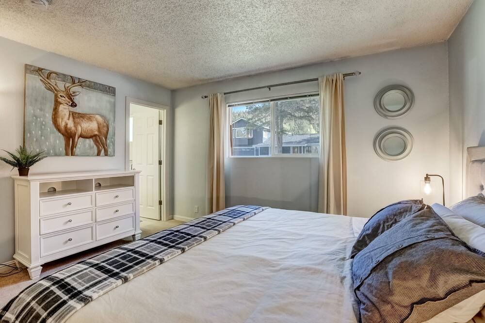 Photo of Bathroom in Tahoe Paradise