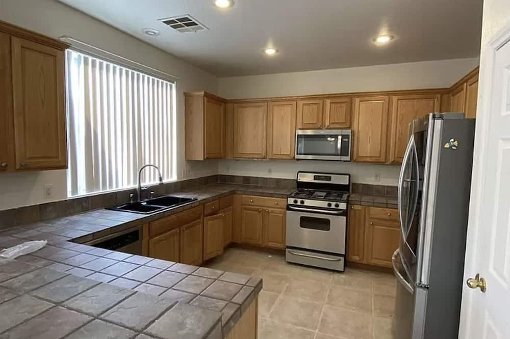Photo of Kitchen in Rhodes Ranch