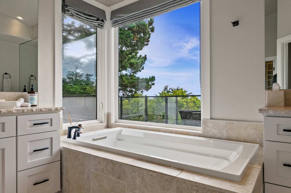 Photo of Others in Carmel Highlands