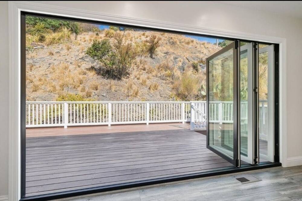 Photo of Patio Balcony in San Rafael