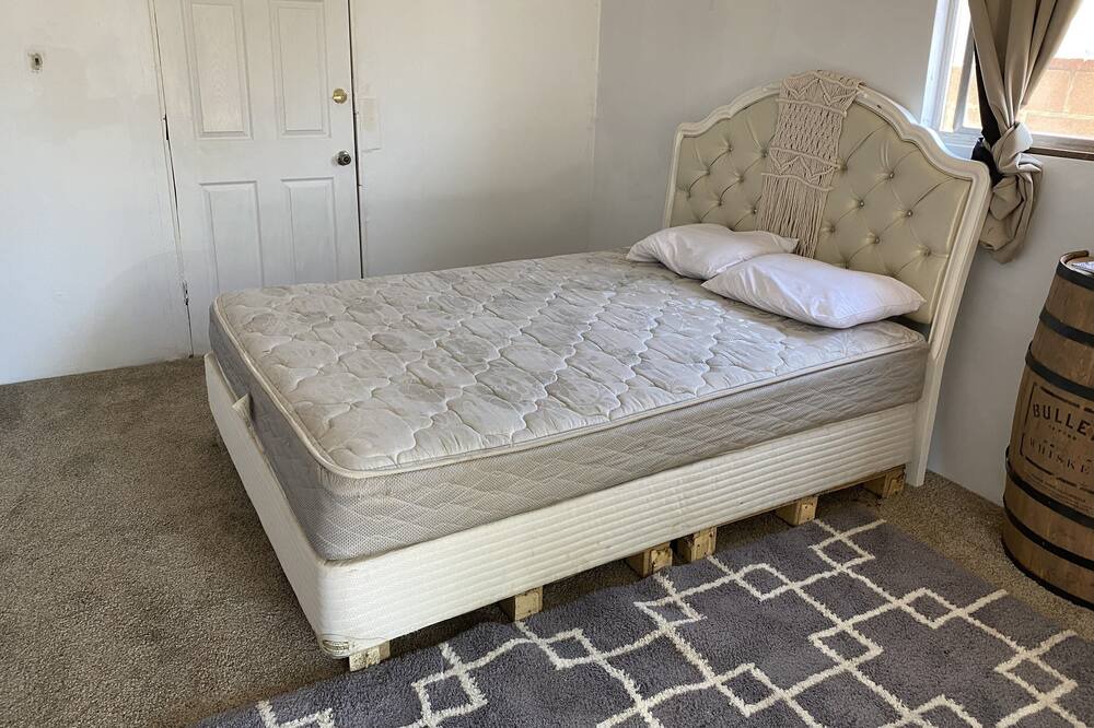 Photo of Bedroom in Lake Isabella