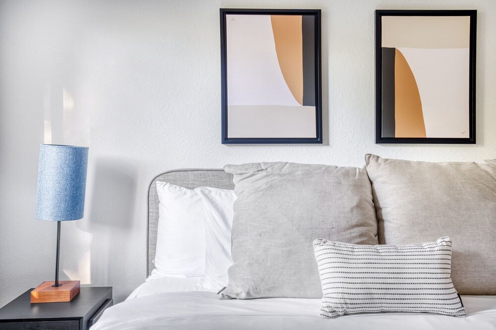 Photo of Bedroom in Fremont
