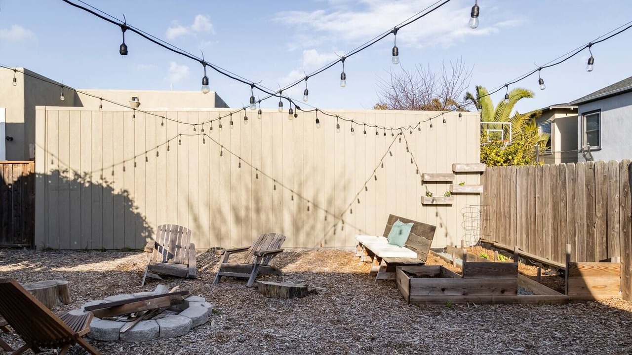 Photo of Outdoor in Oakland