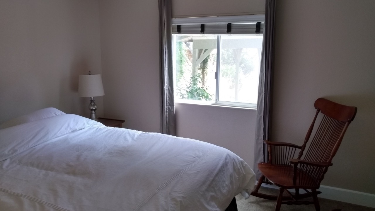 Photo of Bedroom in Wofford Heights