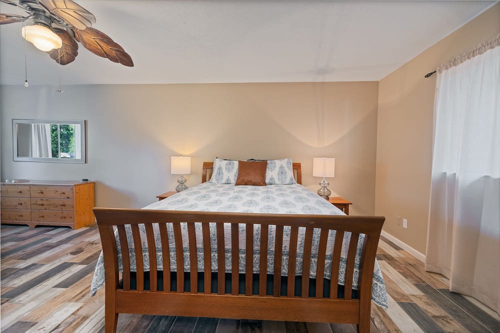 Photo of Bedroom in Cascadel Woods
