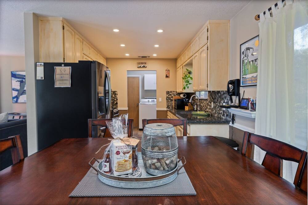 Photo of Kitchen in Cascadel Woods