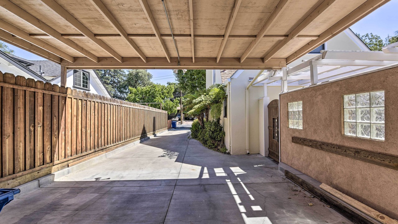 Photo of Outdoor in Antioch