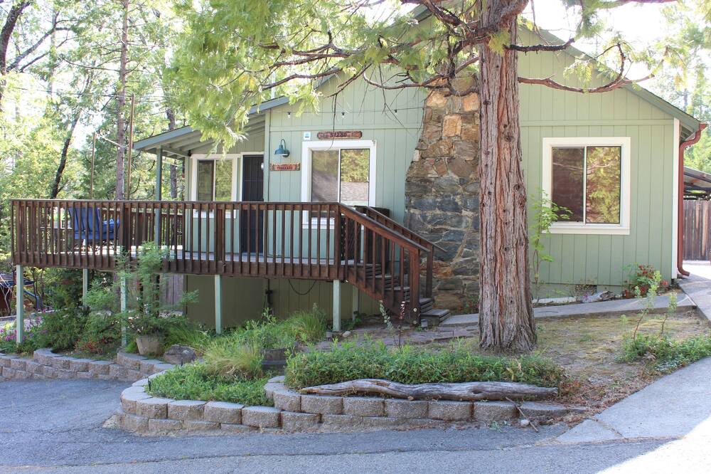 Photo of Outdoor in Bass Lake