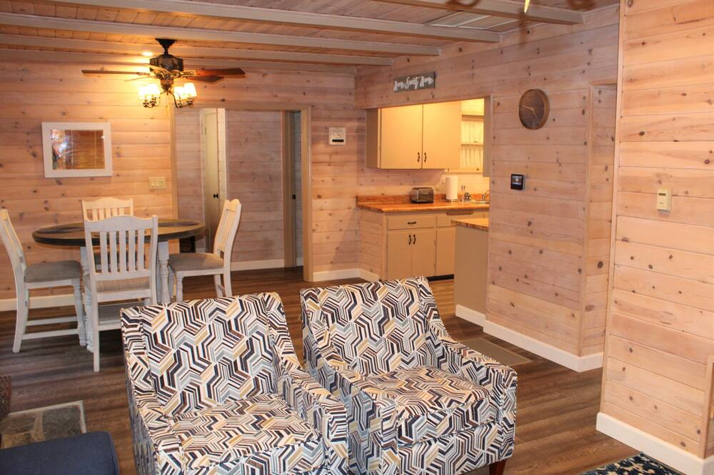 Photo of Livingroom in Bass Lake