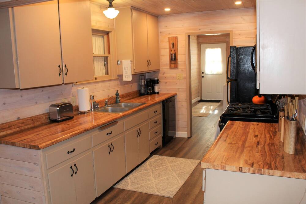 Photo of Kitchen in Bass Lake