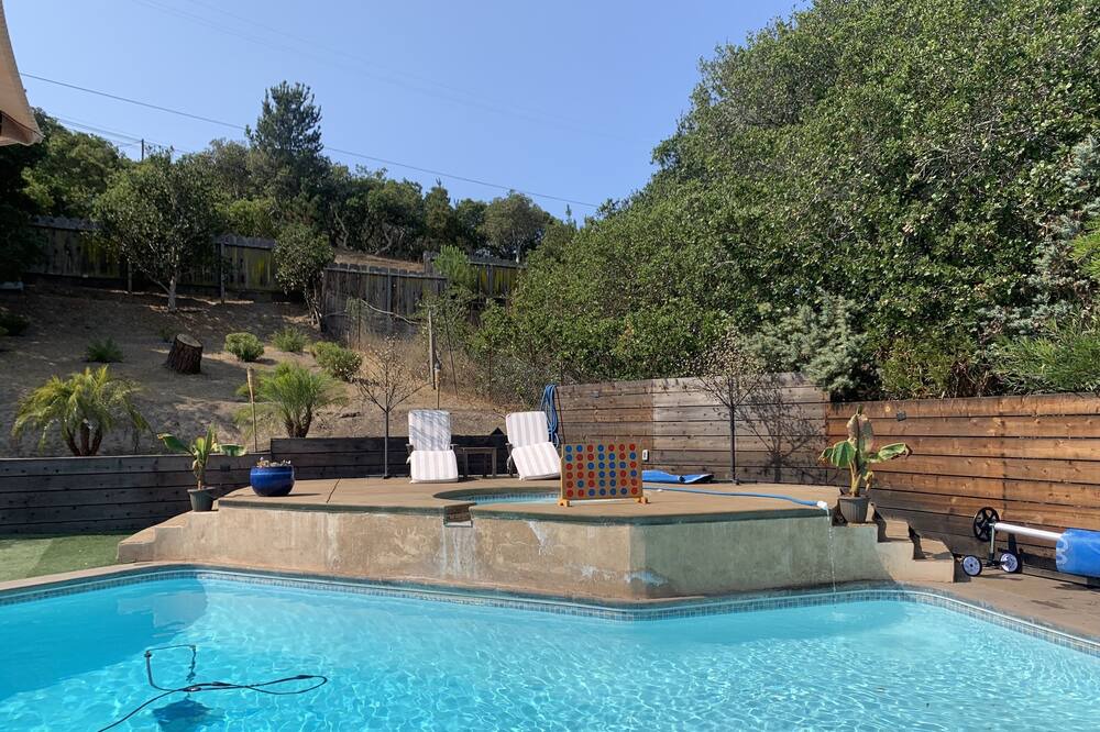 Photo of Outdoor in Monterey