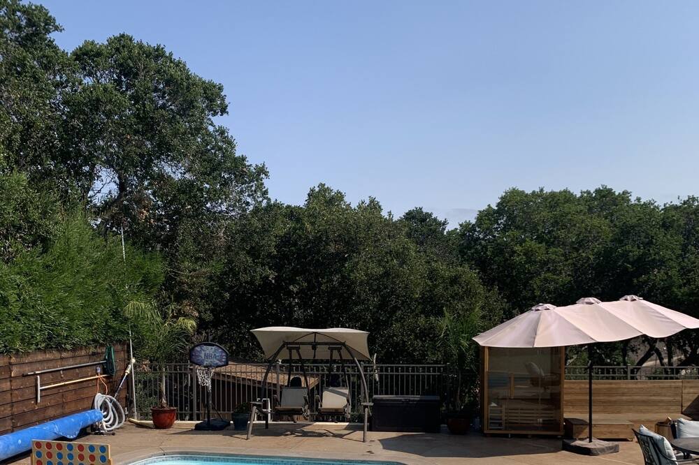 Photo of Outdoor in Monterey