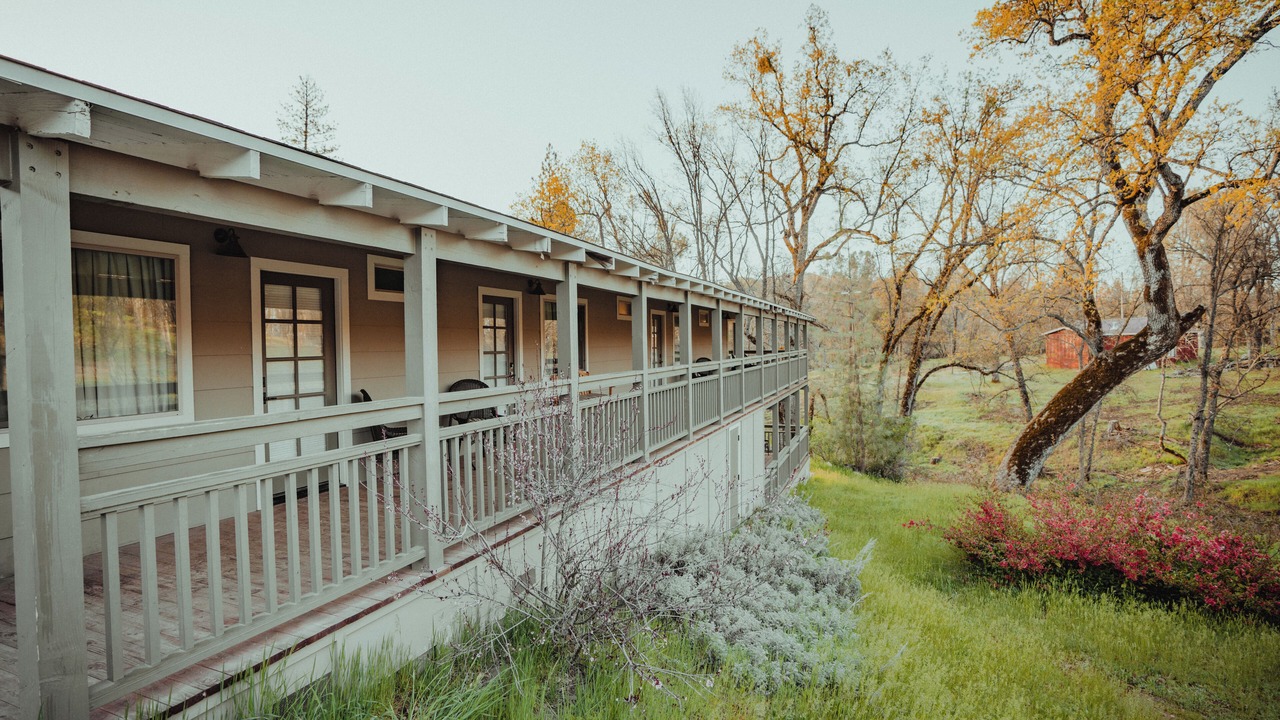 Photo of Patio Balcony in Yosemite Forks