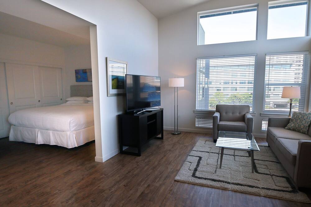 Photo of Bedroom in Walnut Creek