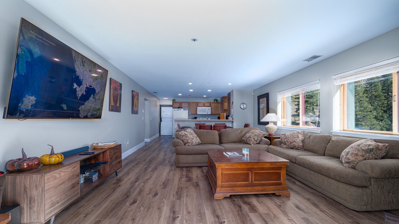 Photo of Livingroom in Kirkwood