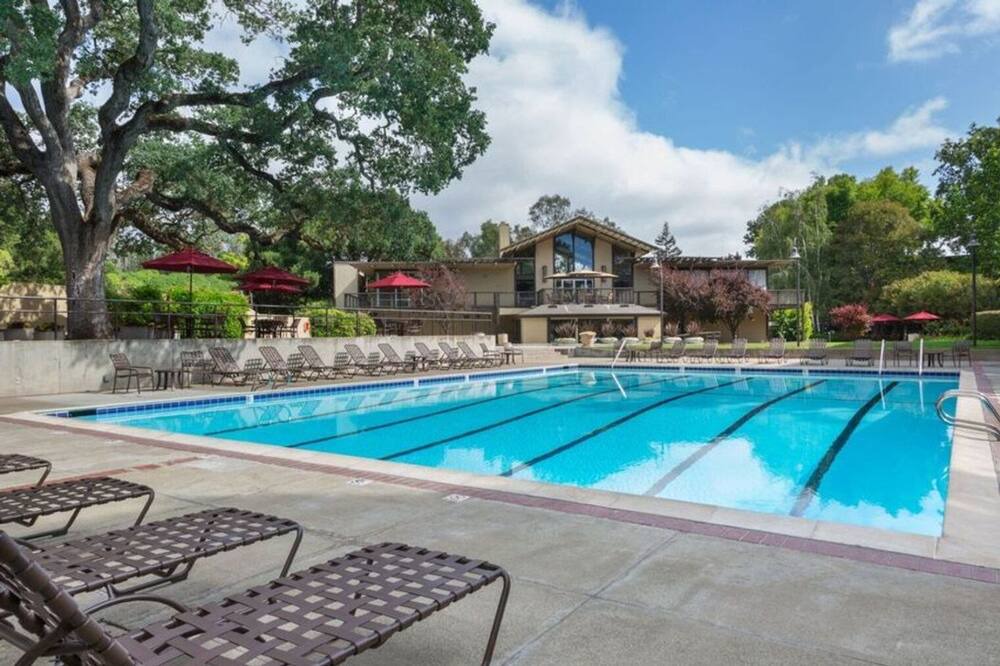 Photo of Outdoor in Palo Alto