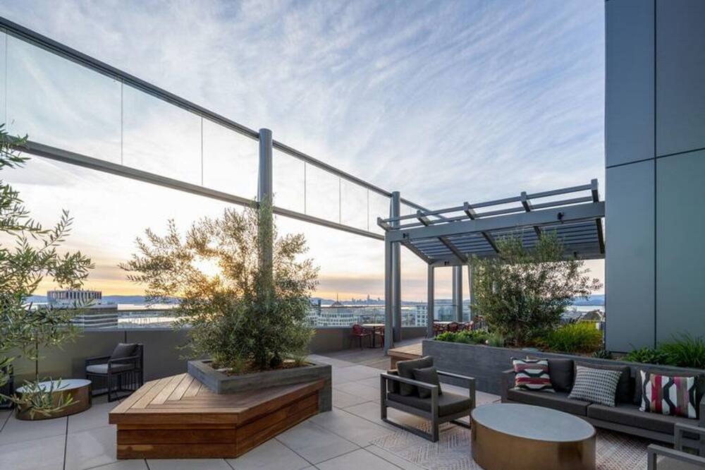 Photo of Patio Balcony in Downtown Oakland