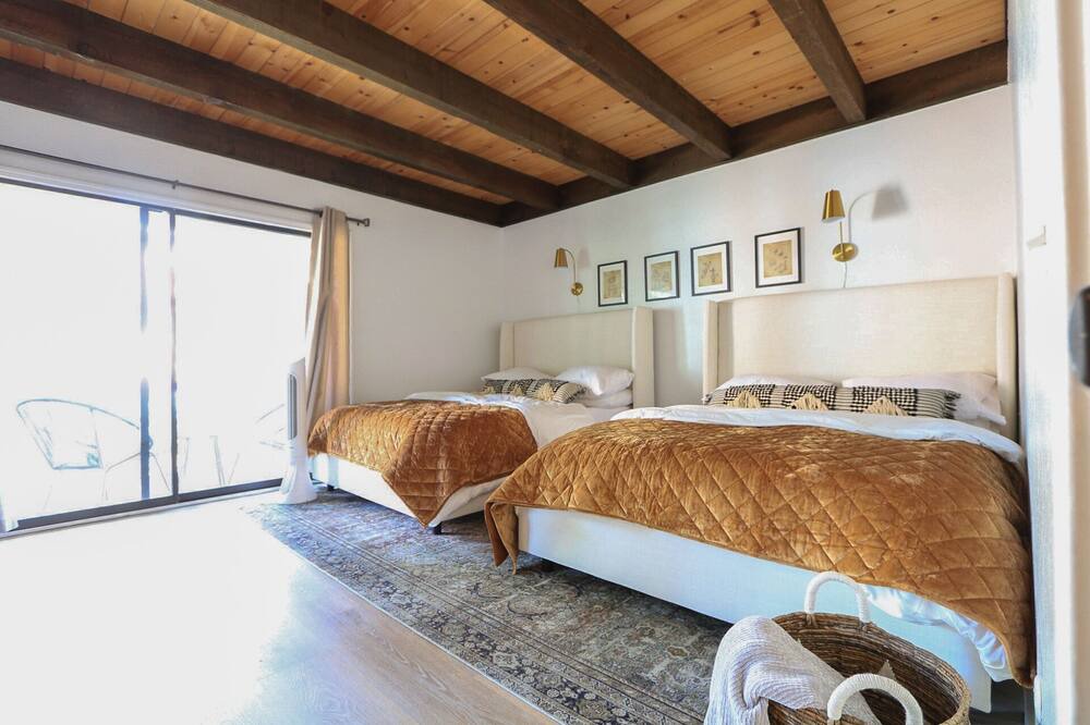 Photo of Bedroom in Kings Beach