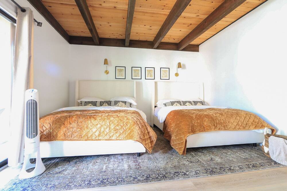 Photo of Bedroom in Kings Beach