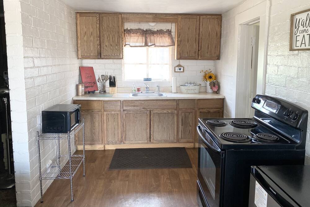 Photo of Kitchen in Lindsay