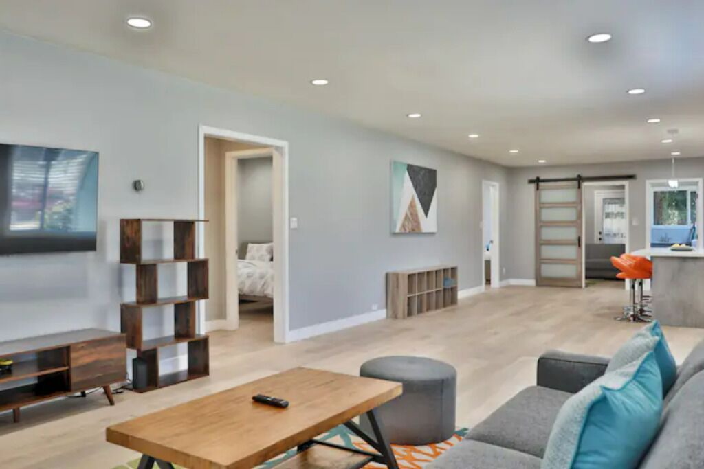 Photo of Livingroom in Niles District