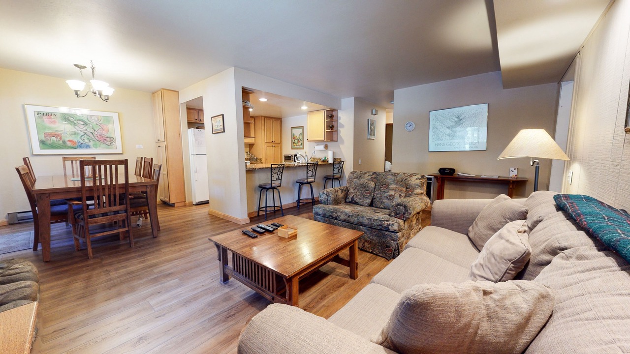 Photo of Livingroom in Sierra Holiday