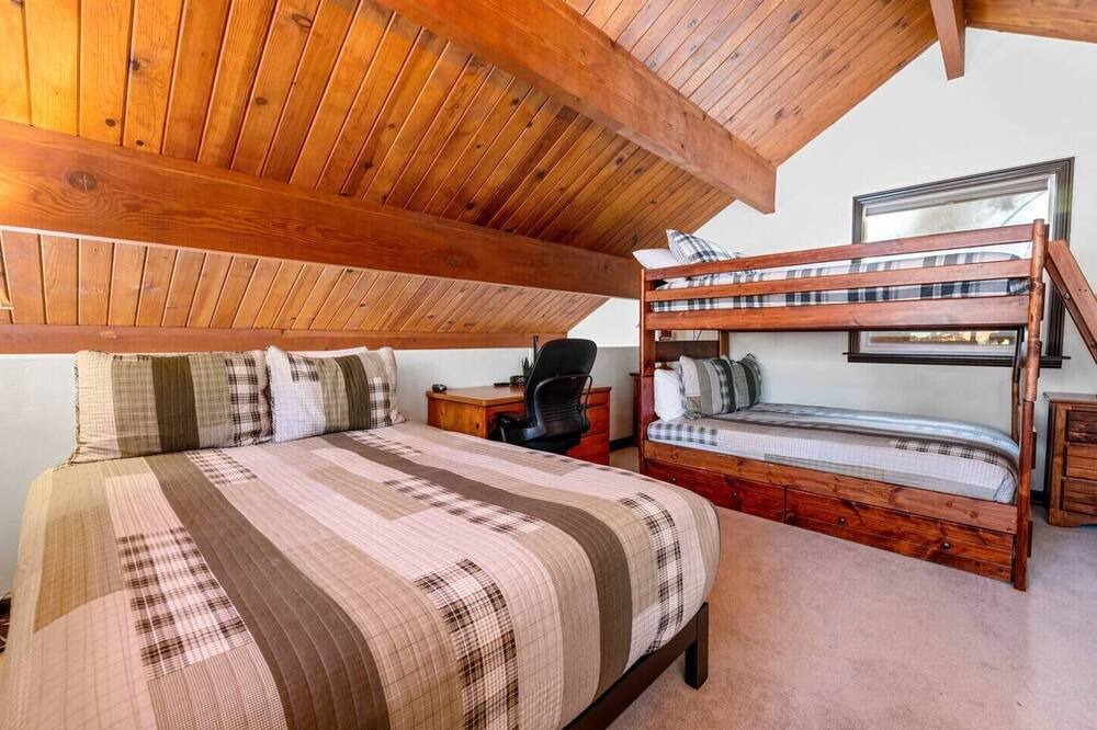 Photo of Bedroom in Big Bear