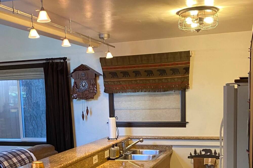 Photo of Kitchen in Big Bear