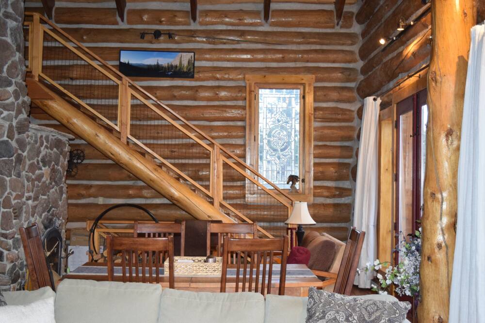Photo of Livingroom in Reno