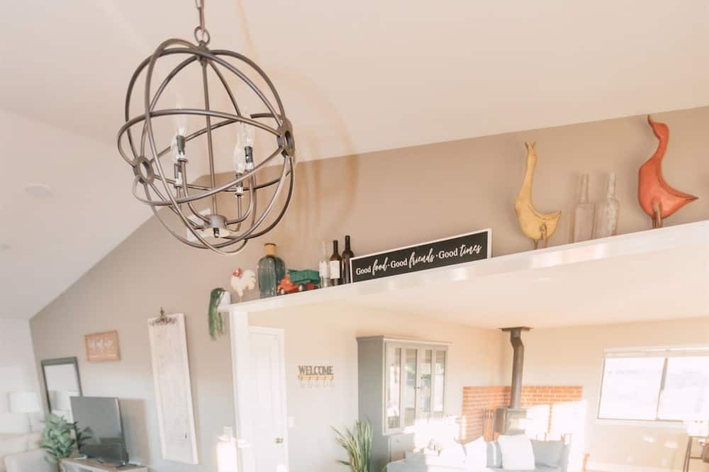 Photo of Bedroom in Templeton